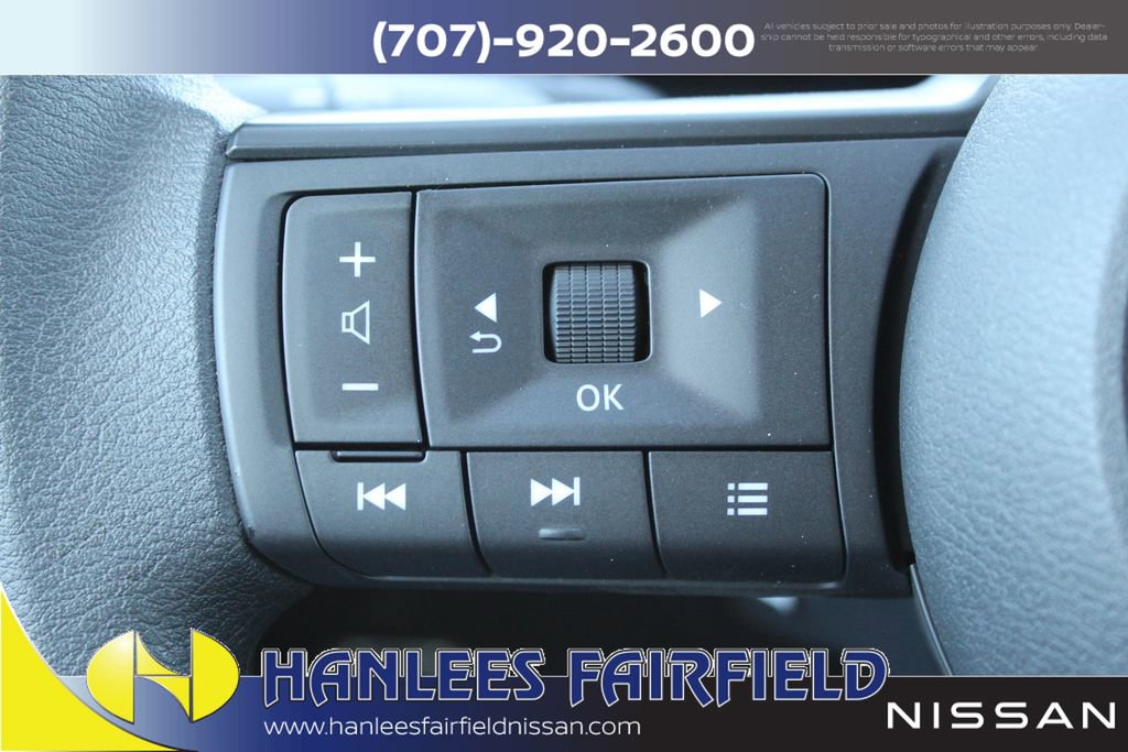 New 2025 Nissan Versa SV w/ Trunk Package FWD image 27