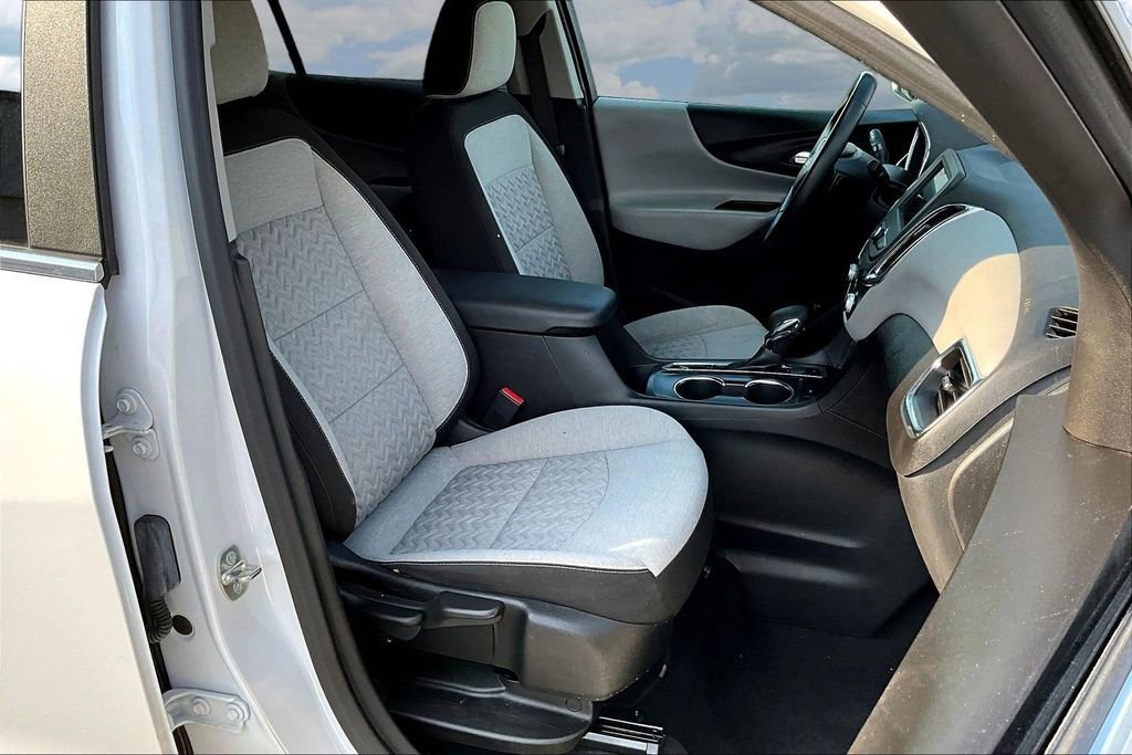 Used 2024 Chevrolet Equinox LT AWD/4WD image 31
