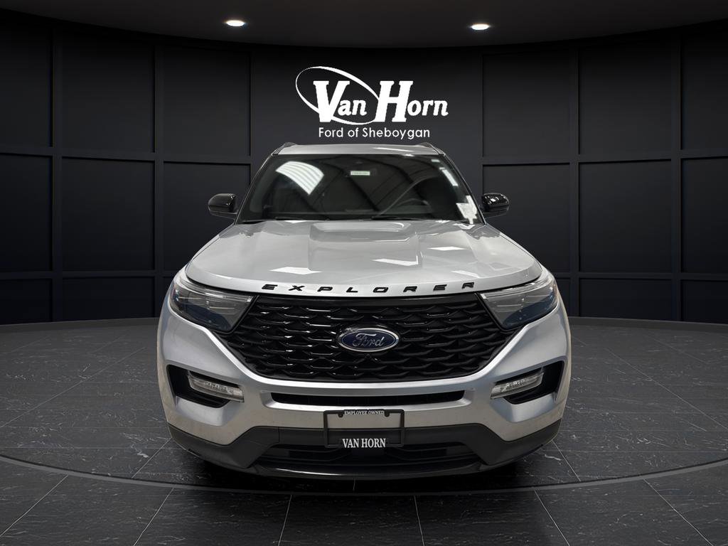 Used 2023 Ford Explorer ST-Line image 12