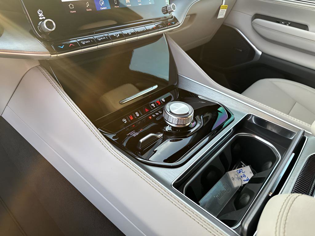 New 2025 Jeep Wagoneer 4WD w/ Convenience Group I image 36