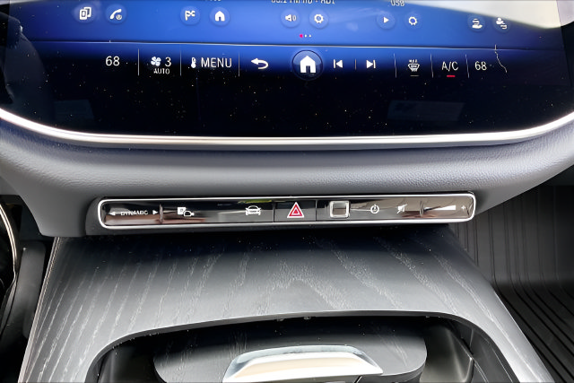 Used 2025 Mercedes-Benz E 350 Sedan image 22