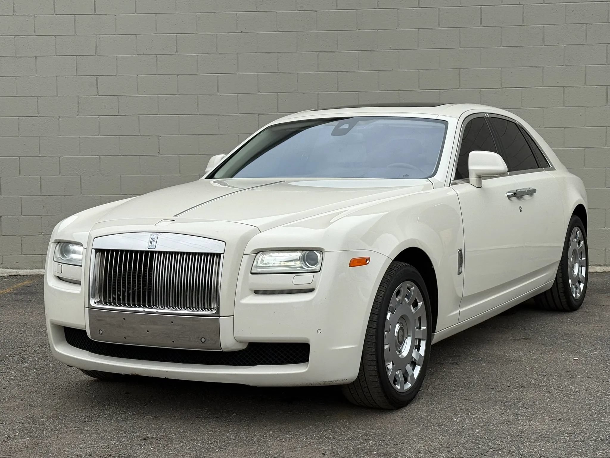 Used 2013 Rolls-Royce Ghost RWD image 1