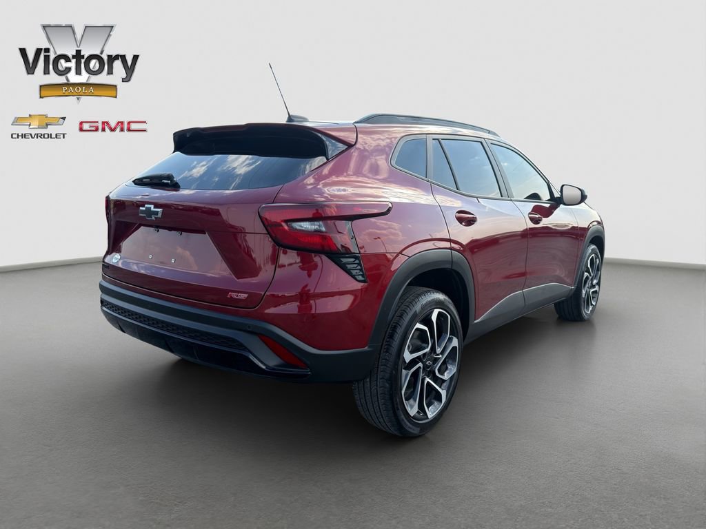 Used 2025 Chevrolet Trax RS w/ Driver Confidence Package image 6