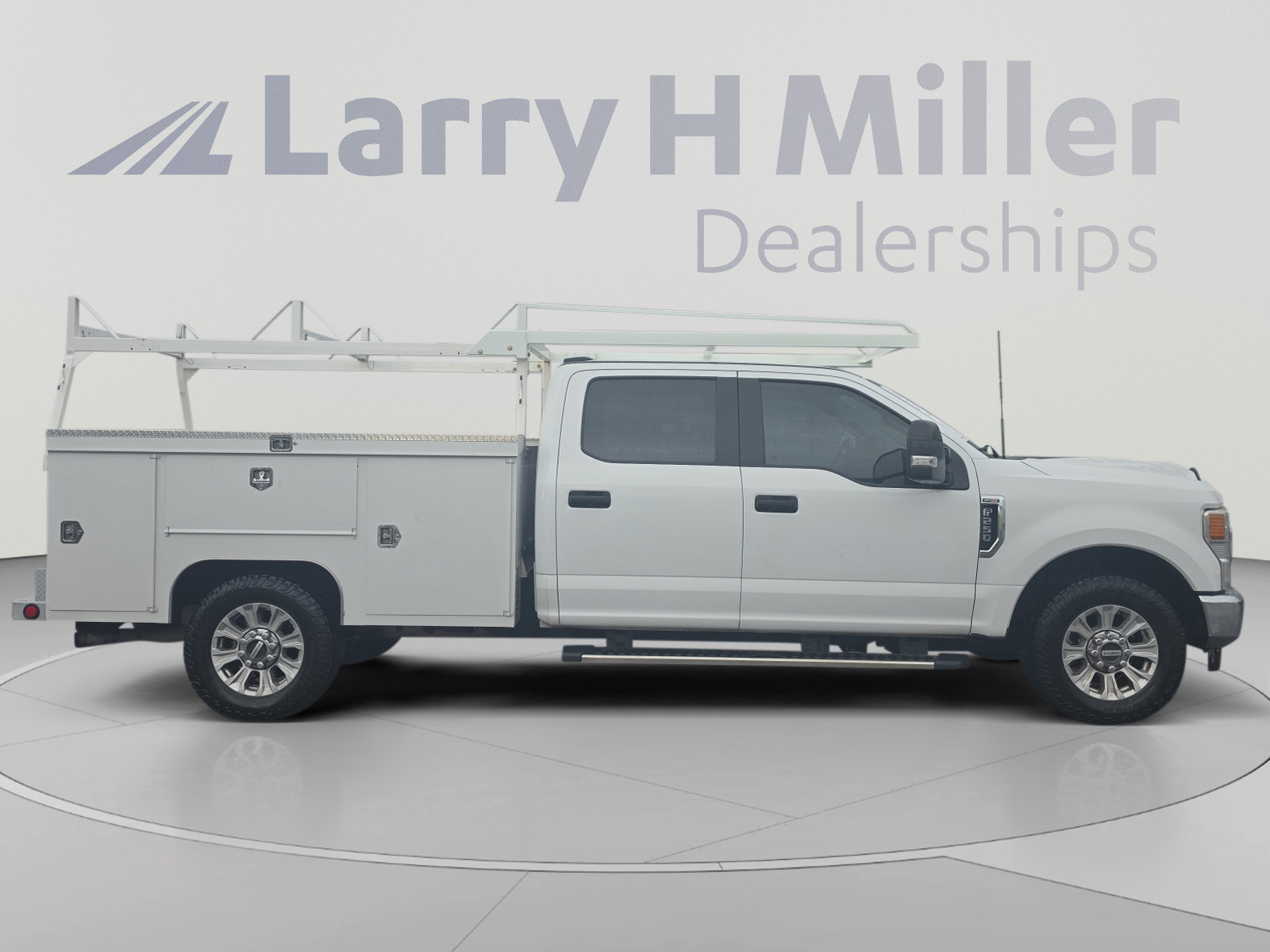 Used 2022 Ford F250 XL w/ STX Appearance Package RWD image 6