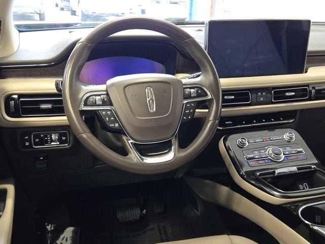 Used 2023 Lincoln Nautilus Reserve w/ Equipment Group 201A AWD/4WD image 18