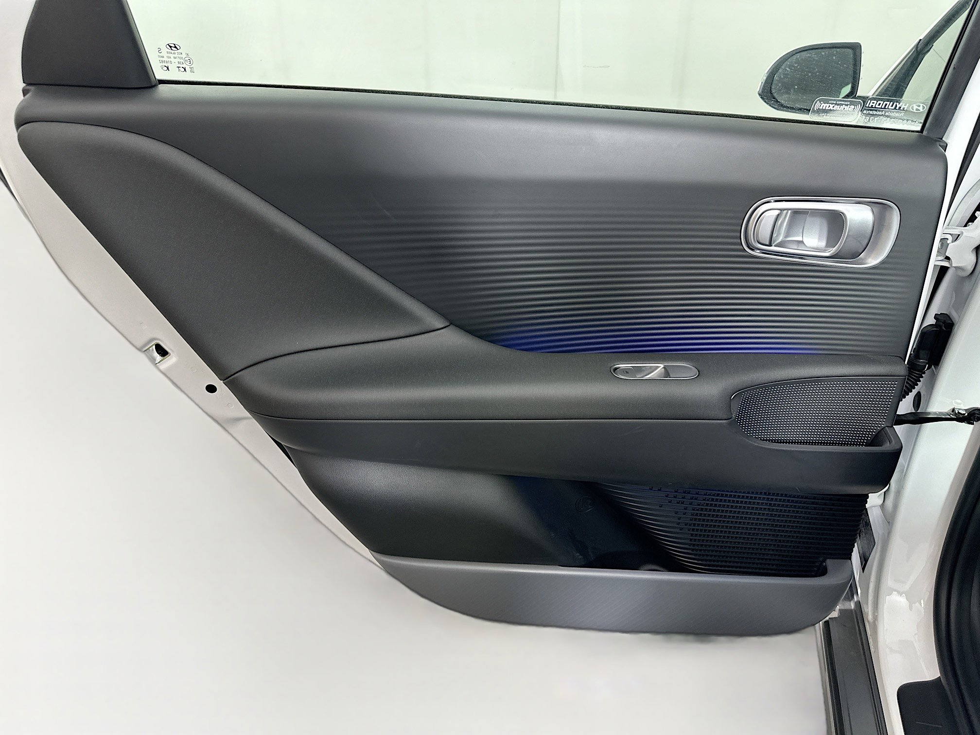 Used 2024 Hyundai Ioniq 6 Limited RWD image 26