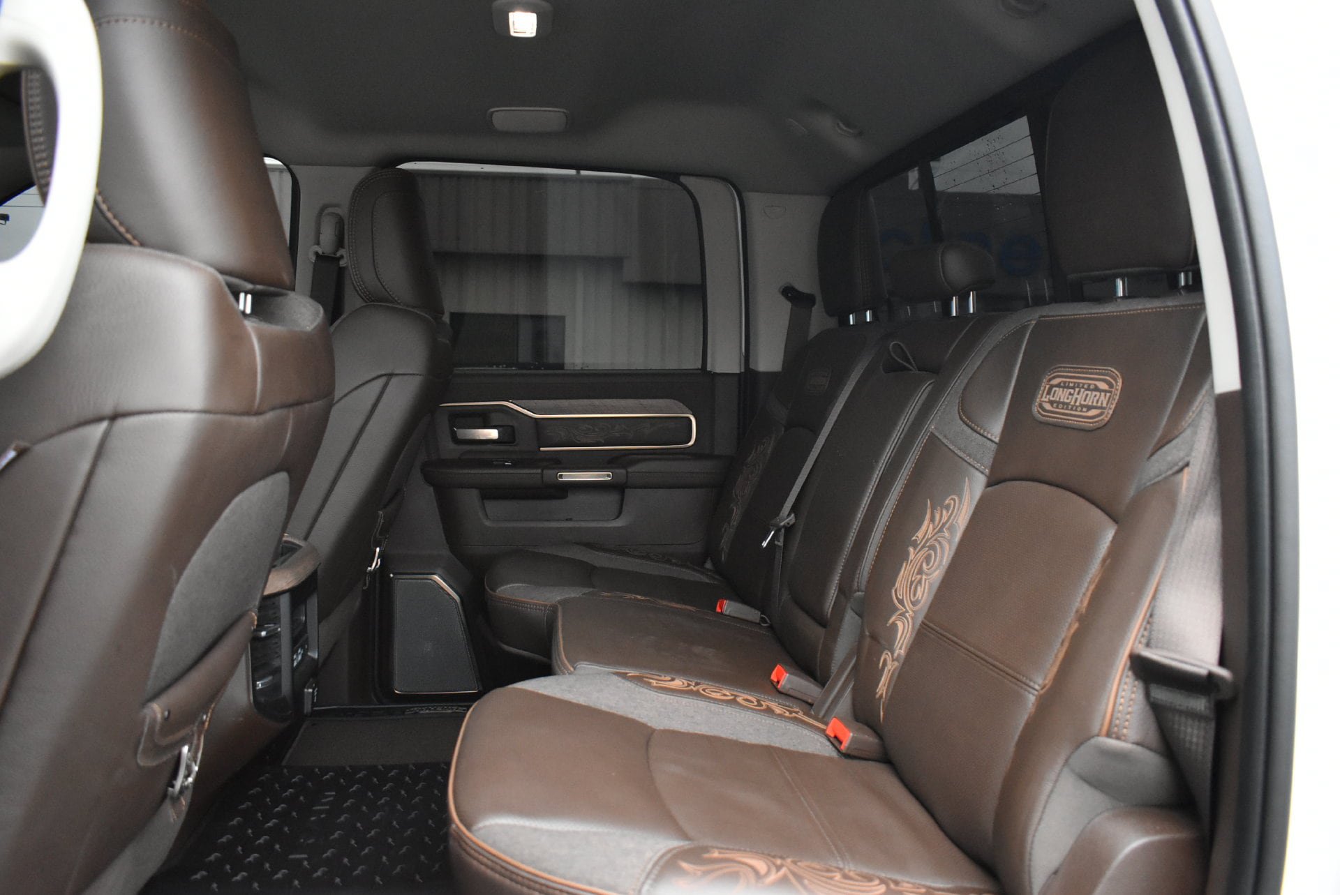 Used 2025 RAM 3500 Longhorn AWD/4WD image 15