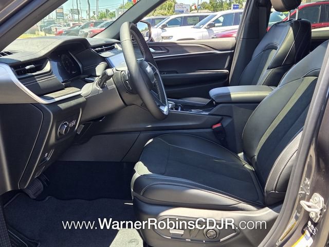 New 2026 Jeep Grand Cherokee L 2WD image 5