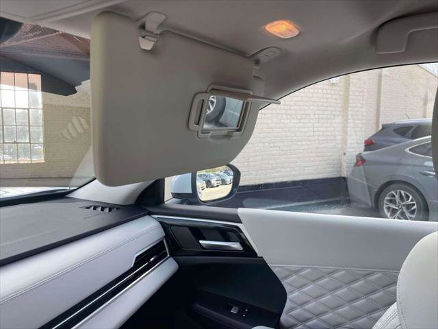 Used 2022 Mitsubishi Outlander SEL image 31