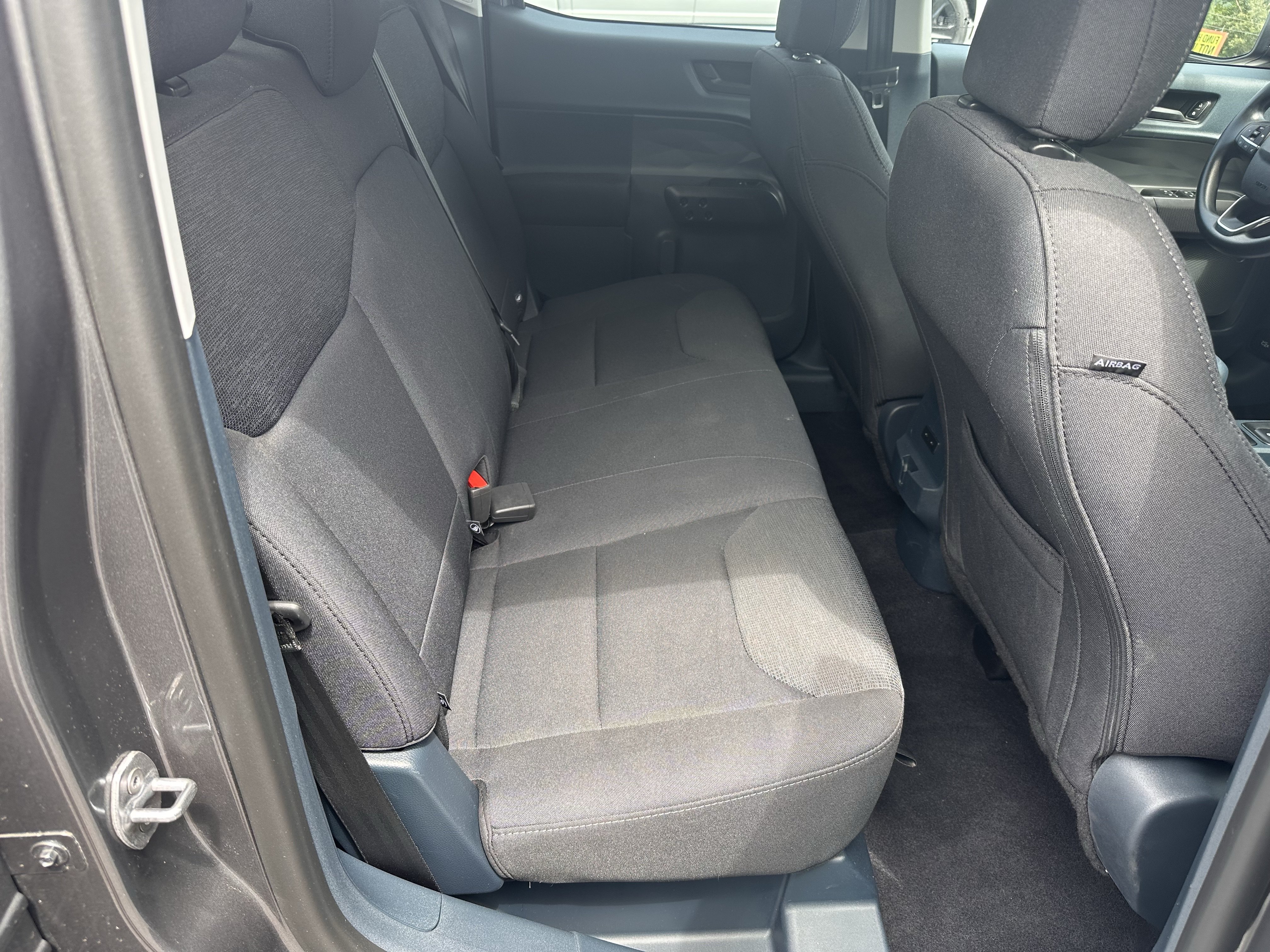 Certified 2025 Ford Maverick XL FWD image 17