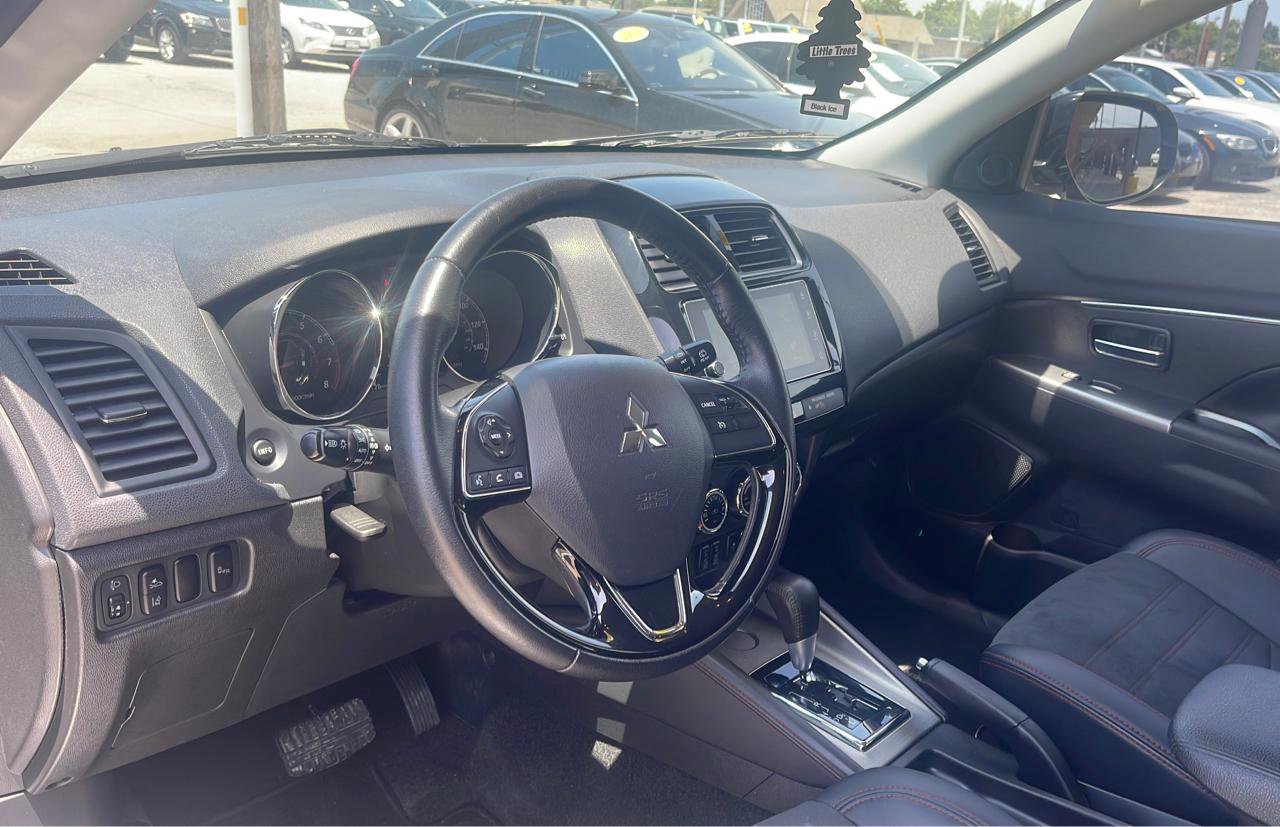 Used 2019 Mitsubishi Outlander Sport GT FWD image 9