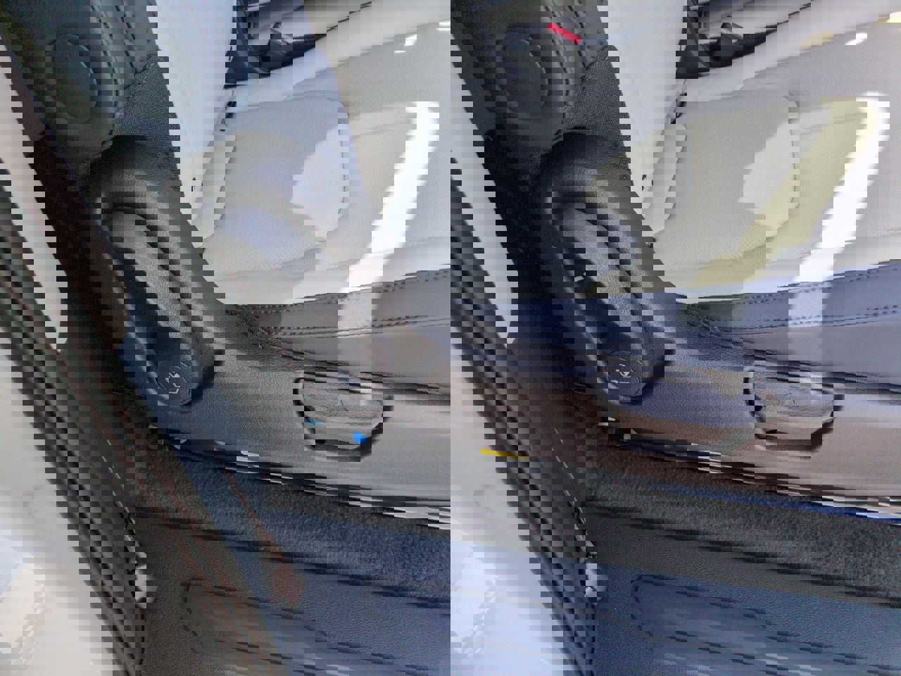 New 2026 Kia Carnival EX image 39