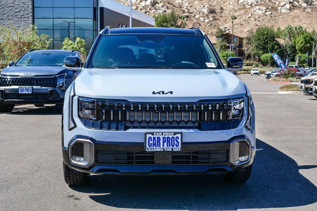 New 2027 Kia Seltos X-Line S w/ X-Line S Premium Package AWD/4WD image 3