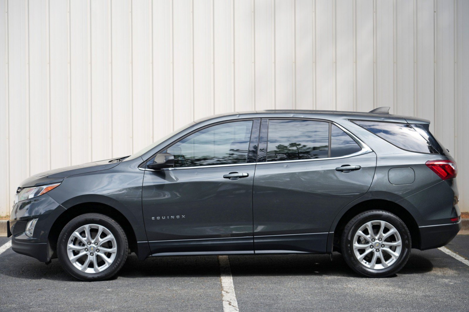 Used 2020 Chevrolet Equinox LT AWD/4WD image 43