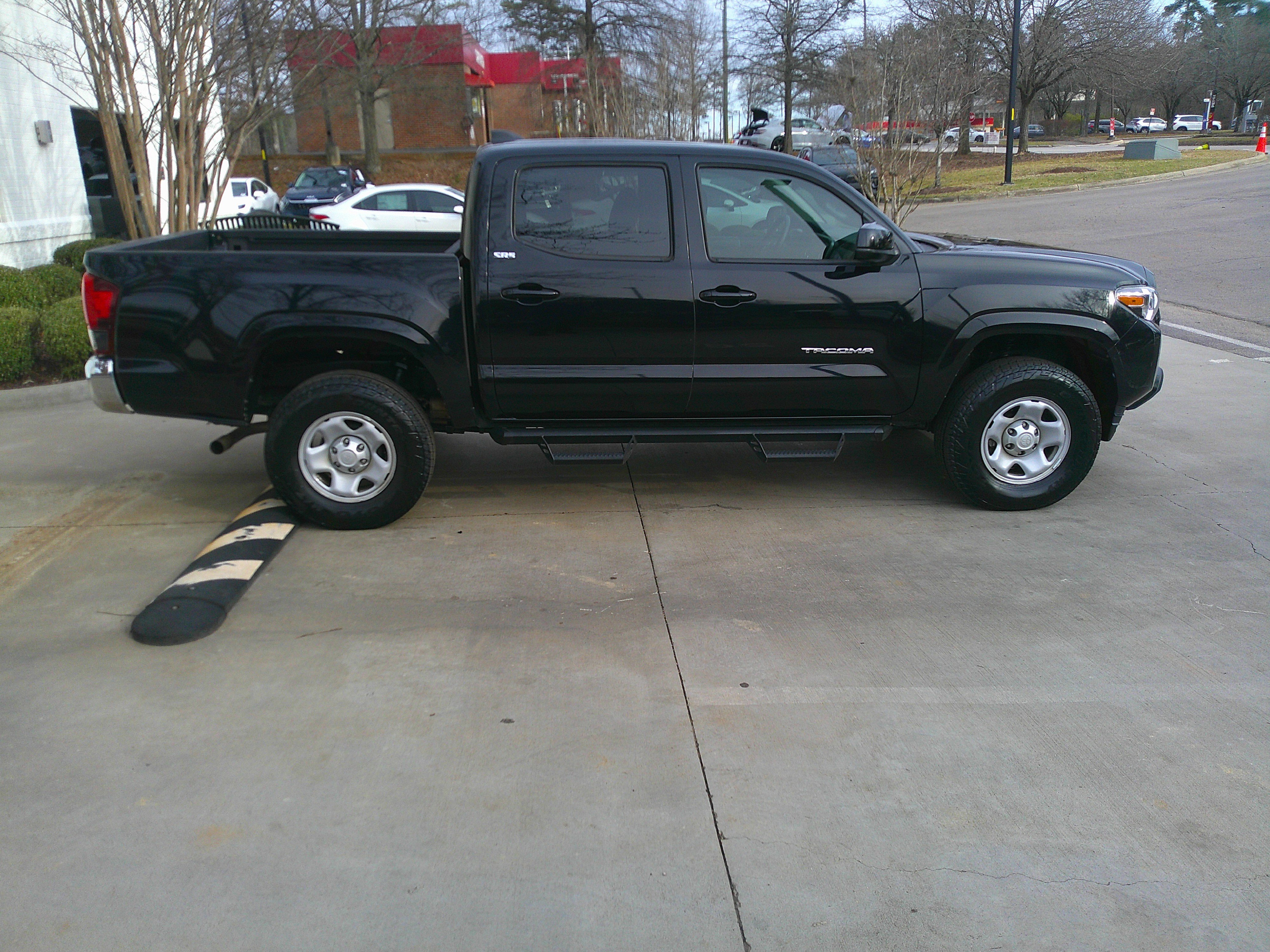 Used 2022 Toyota Tacoma SR5 image 14