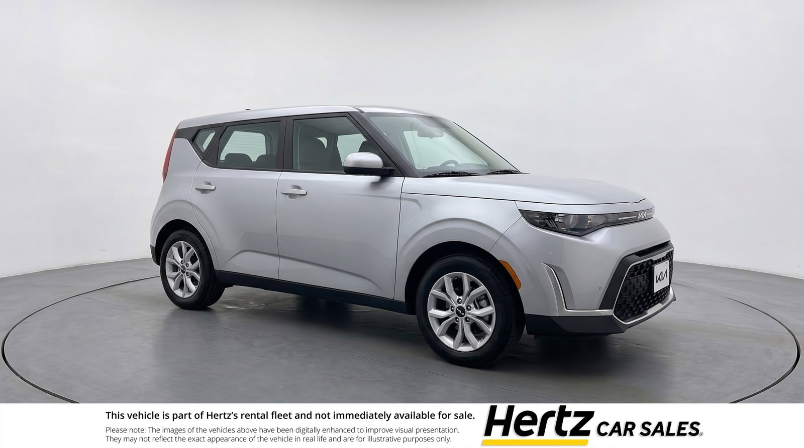 Used 2025 Kia Soul LX w/ LX Technology Package FWD image 1