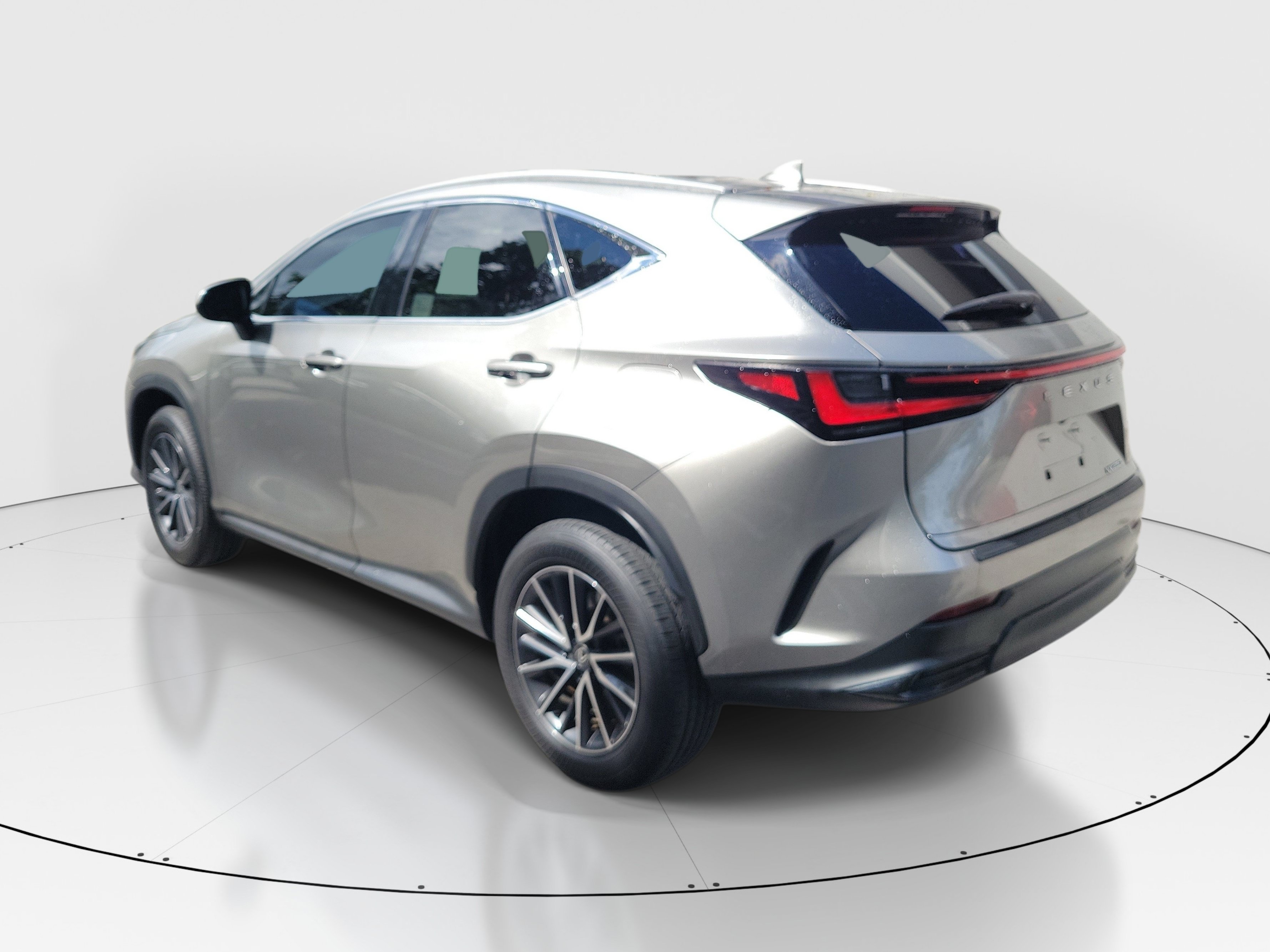 Used 2024 Lexus NX 250 FWD w/ Cold Area Package image 4
