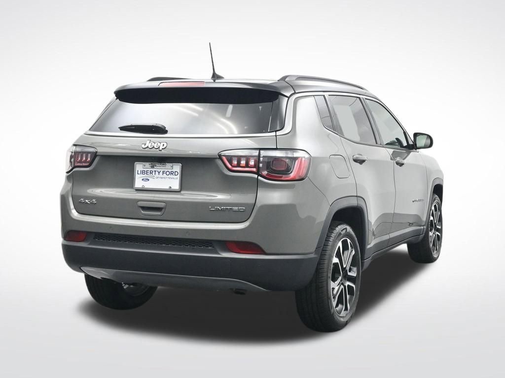Used 2024 Jeep Compass Limited AWD/4WD image 7