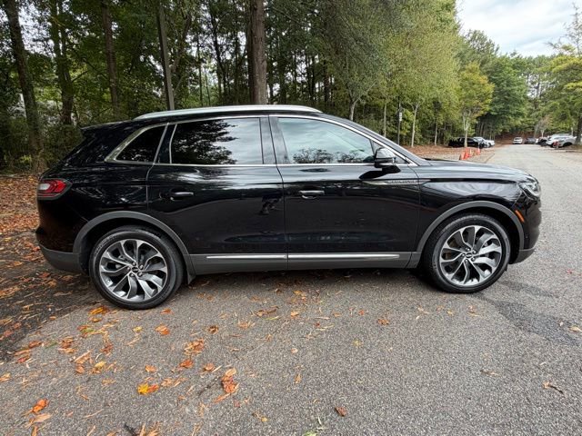 Used 2022 Lincoln Nautilus Reserve w/ Equipment Group 201A image 16