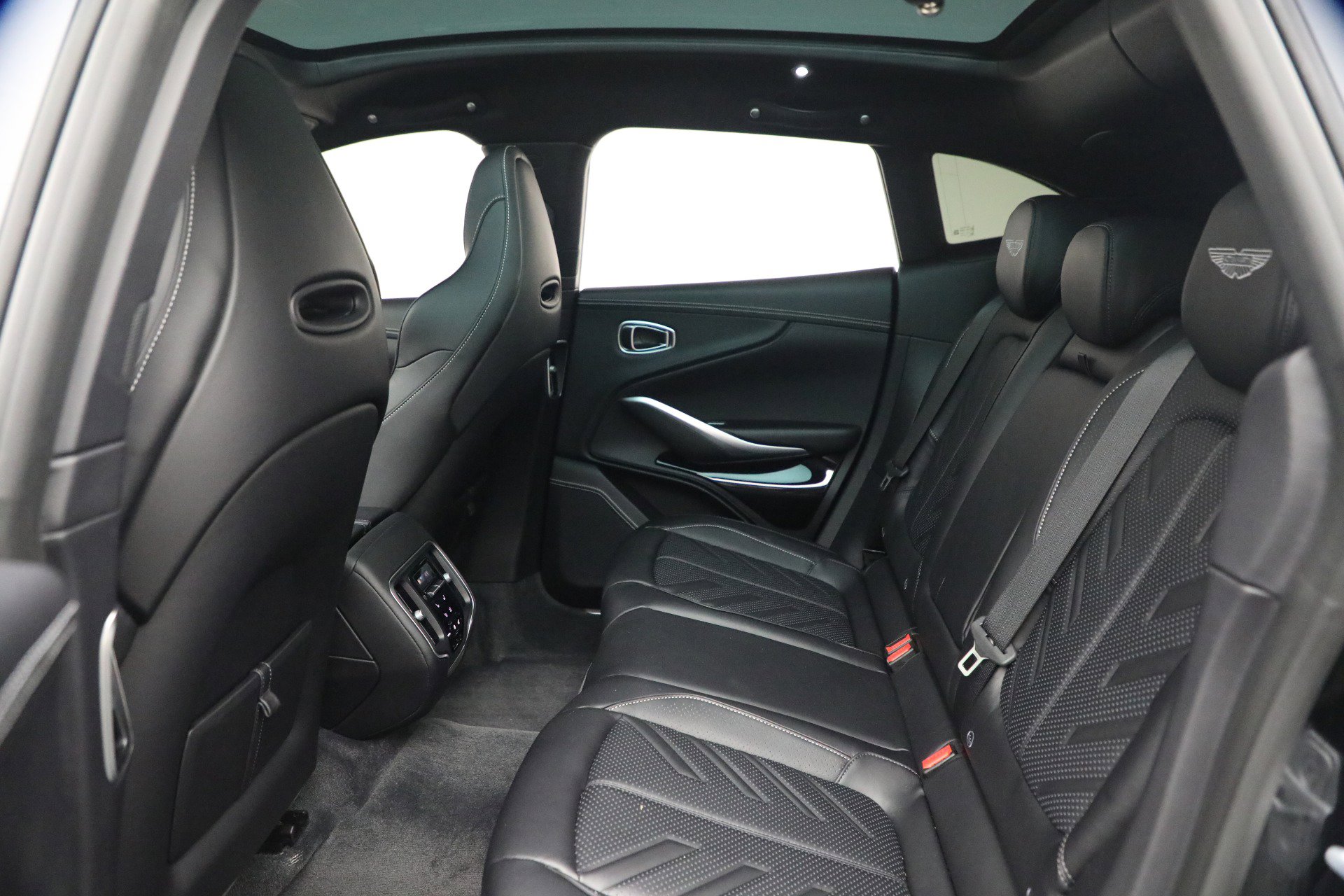 New 2026 Aston Martin DBX S image 19