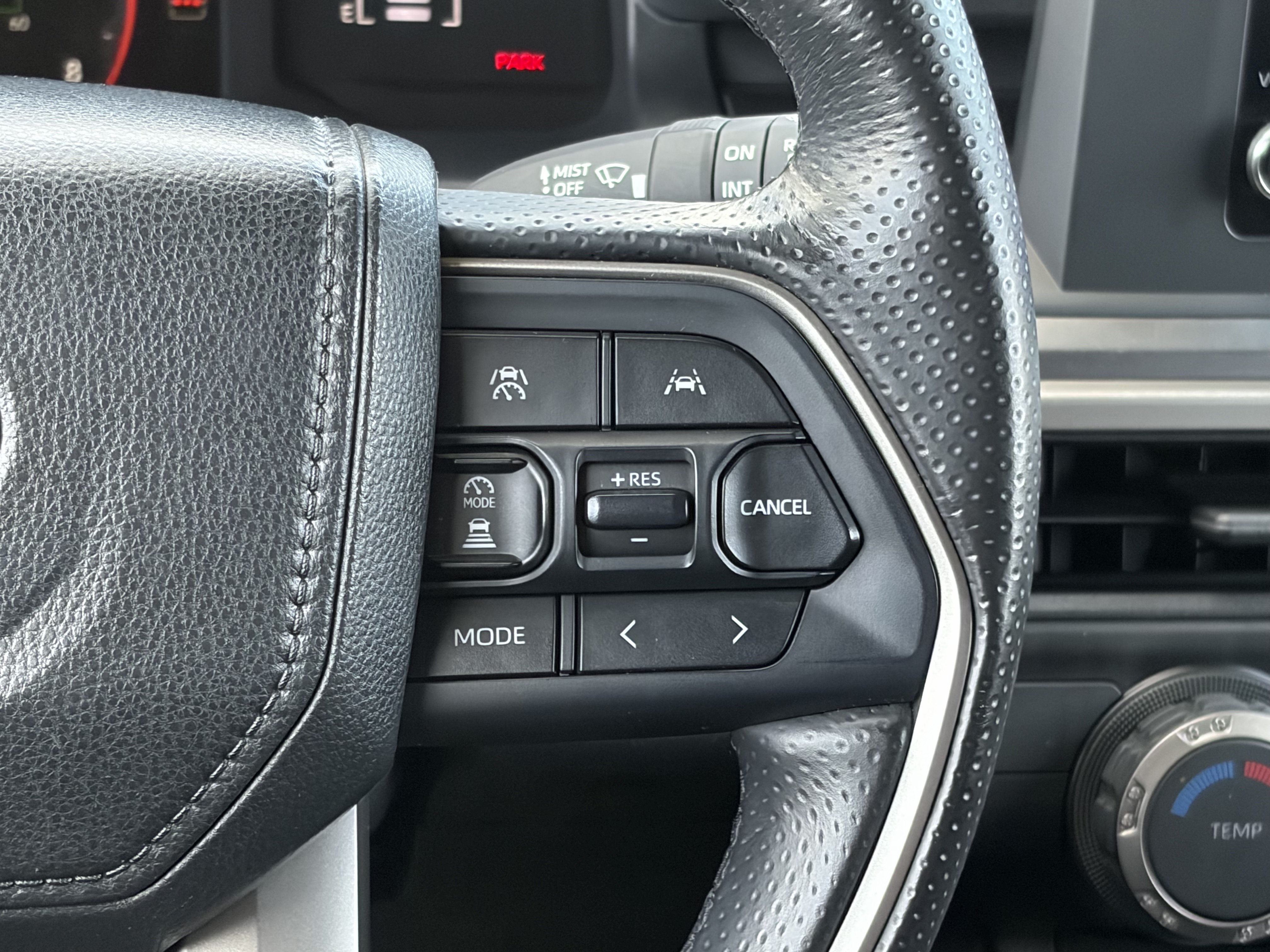 Certified 2025 Toyota 4Runner SR5 AWD/4WD image 19