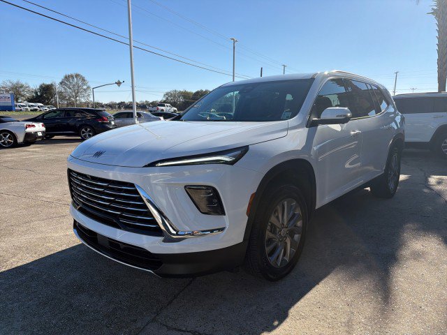 Used 2025 Buick Enclave Preferred image 10