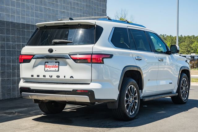Used 2024 Toyota Sequoia Limited w/ Tow Technology Package AWD/4WD image 6