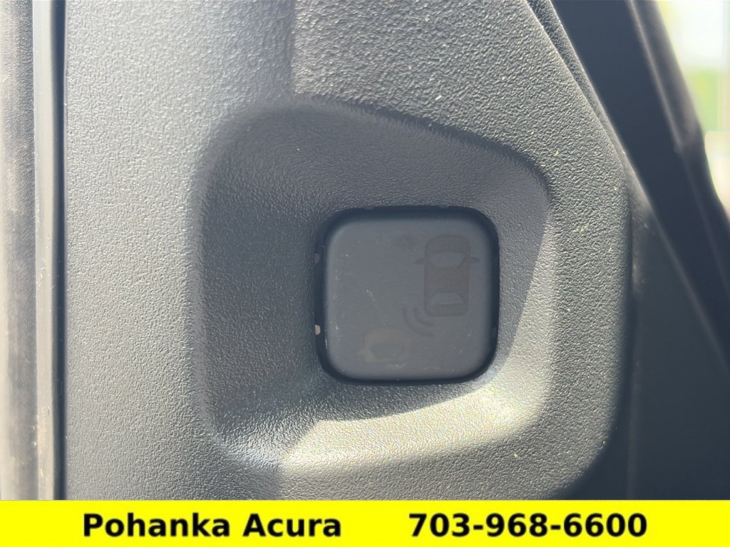 Certified 2026 Acura MDX w/ Technology Package FWD image 18