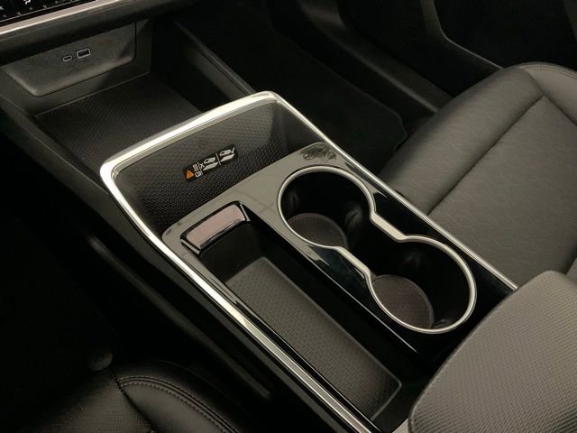 Used 2025 Chevrolet Equinox LT w/ Convenience Package II image 15