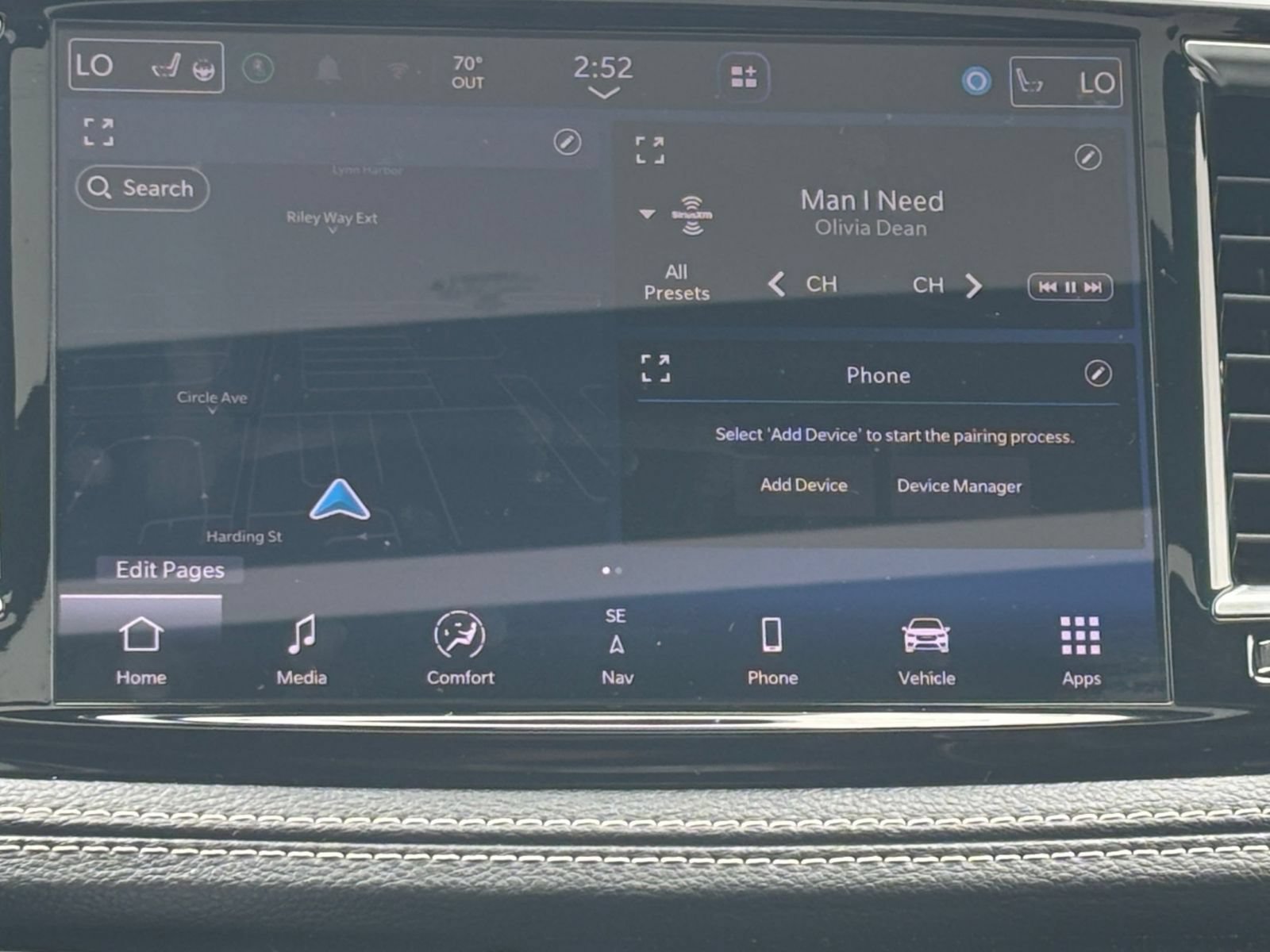 Used 2025 Chrysler Pacifica Limited FWD image 18