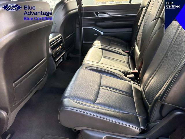 Used 2024 Jeep Wagoneer Series II AWD/4WD image 13