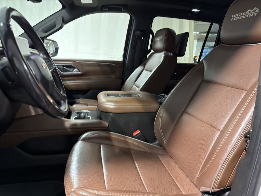 Used 2021 Chevrolet Suburban High Country AWD/4WD image 5