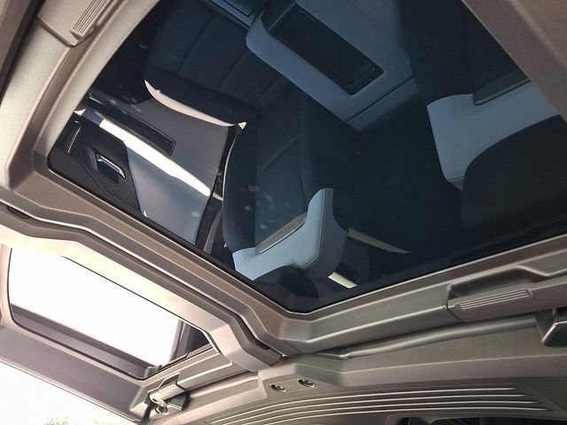 Used 2025 GMC Hummer EV 3X AWD/4WD image 17