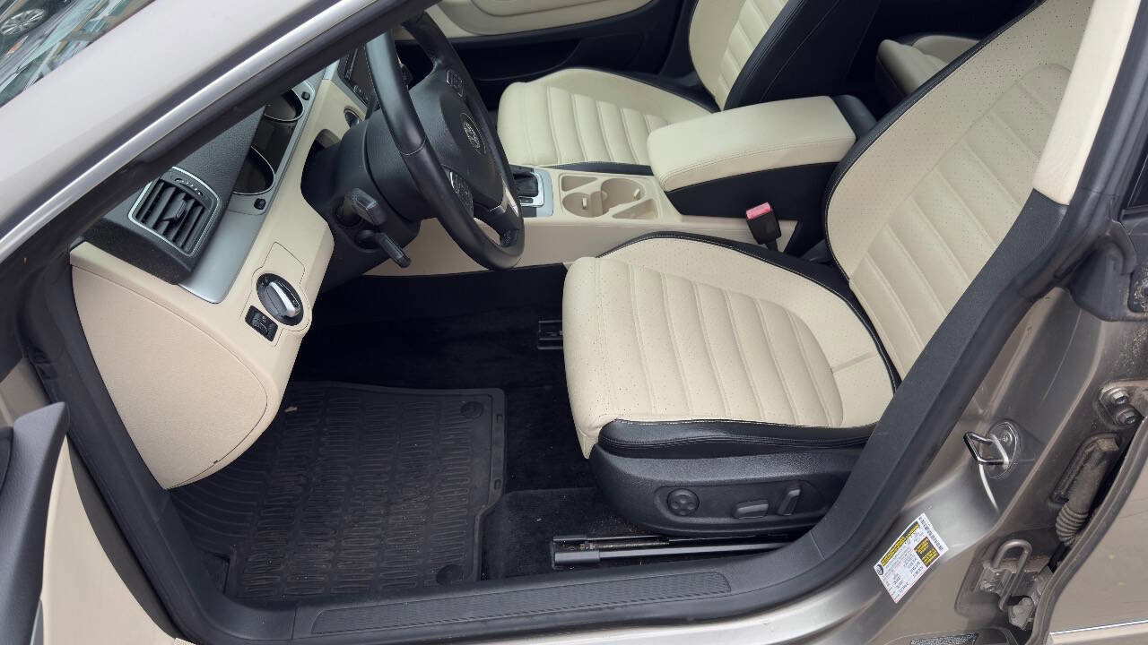 Used 2012 Volkswagen CC Sport image 24