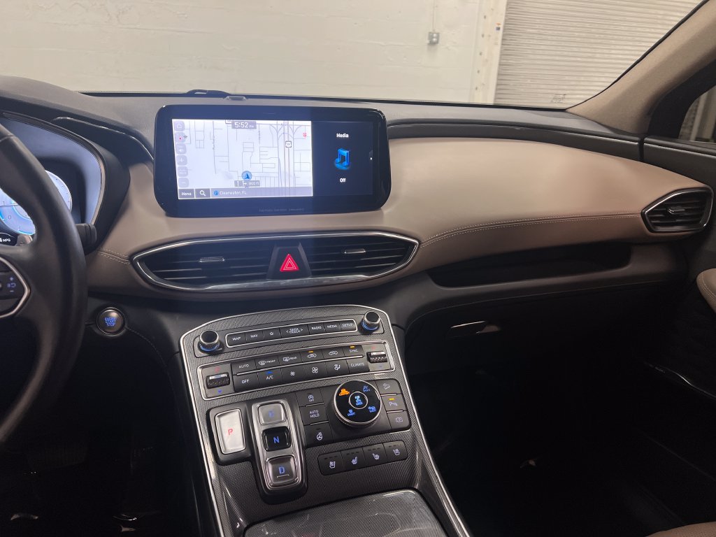 Used 2023 Hyundai Santa Fe Limited w/ Cargo Package AWD/4WD image 17