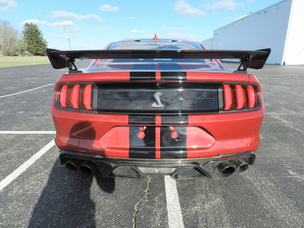 Used 2022 Ford Mustang Shelby GT500 w/ Carbon Fiber Track Pack image 8