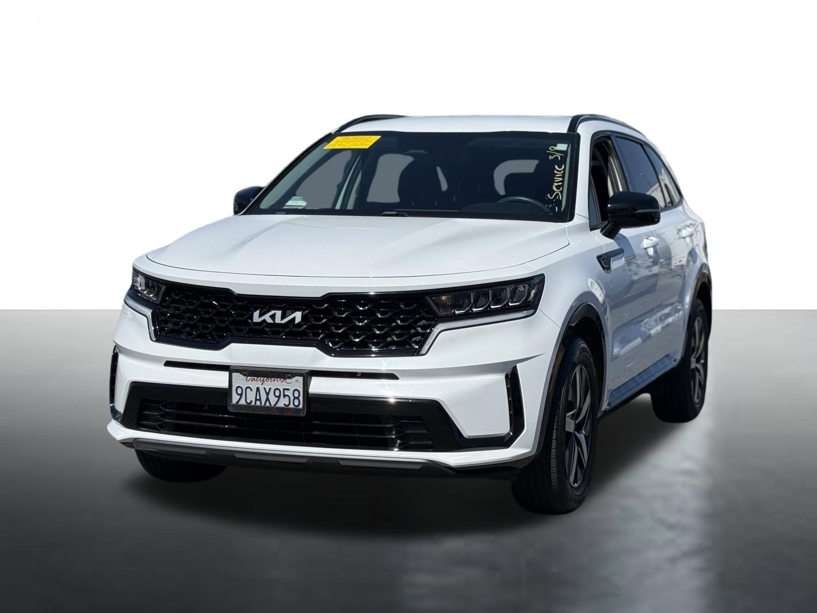 Certified 2022 Kia Sorento S image 4