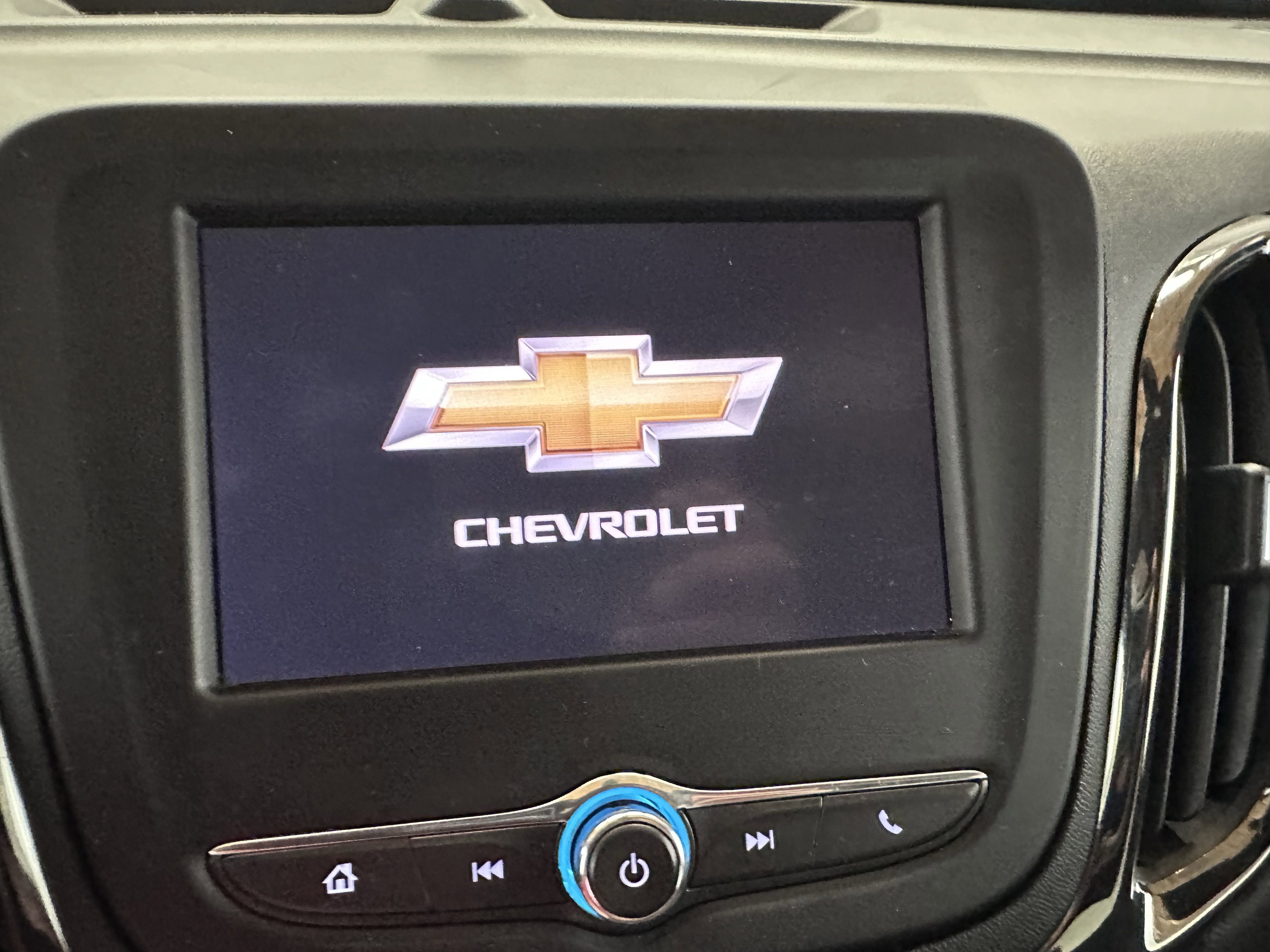 Used 2023 Chevrolet Equinox RS image 46