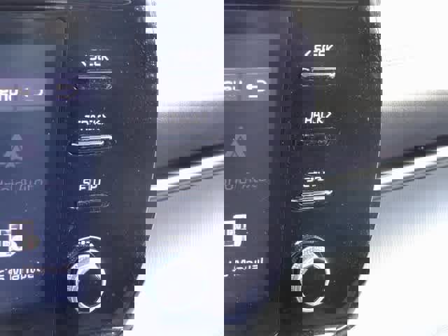 Used 2022 Kia K5 LXS image 23