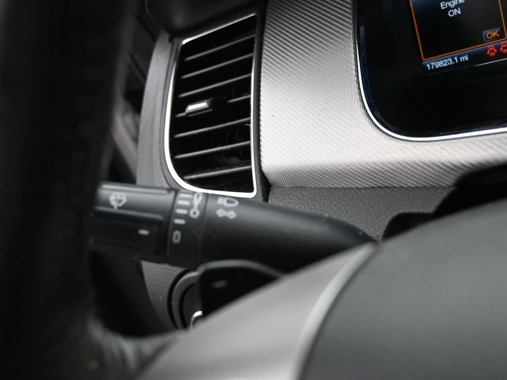 Used 2017 Ford Taurus SHO AWD/4WD image 26