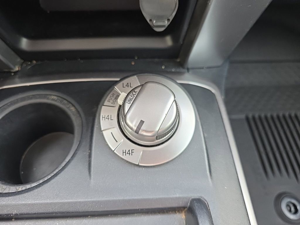 Used 2023 Toyota 4Runner Limited image 30