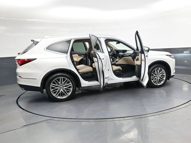 Used 2023 Acura MDX SH-AWD w/ Advance Package image 30