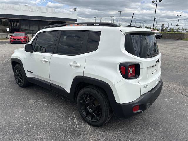 Used 2020 Jeep Renegade Altitude FWD image 7