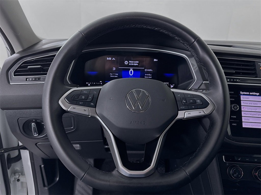 Used 2024 Volkswagen Tiguan Wolfsburg Edition image 20