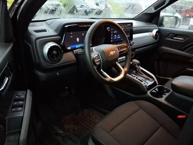 Used 2024 Chevrolet Colorado LT w/ LT Convenience Package AWD/4WD image 14