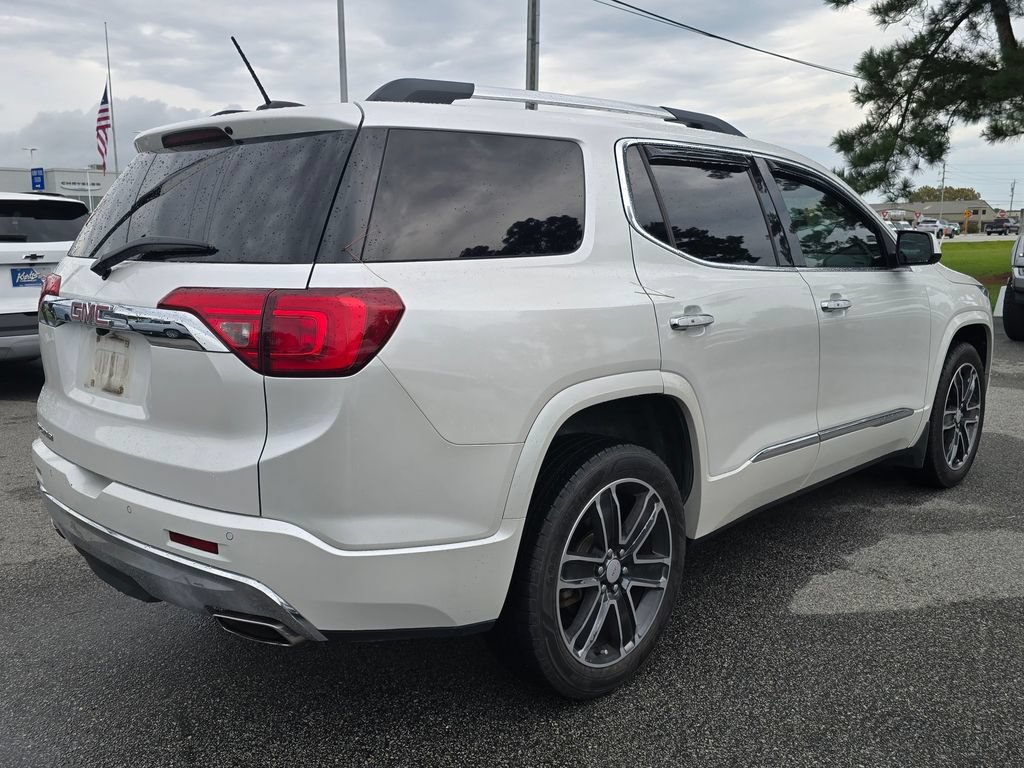 Certified 2017 GMC Acadia Denali w/ Technology Package FWD image 3