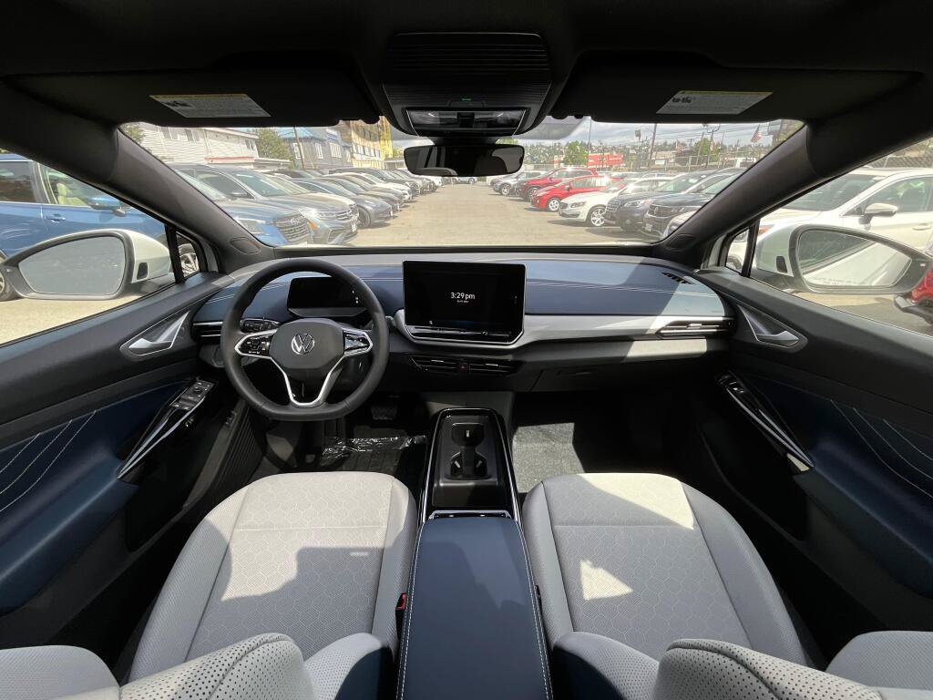 New 2026 Volkswagen ID.4 Pro S AWD/4WD image 16