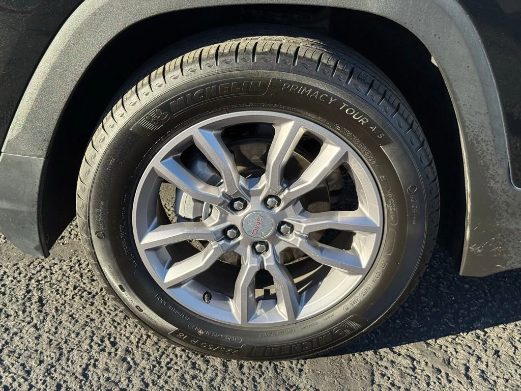 Used 2024 GMC Terrain SLT image 10