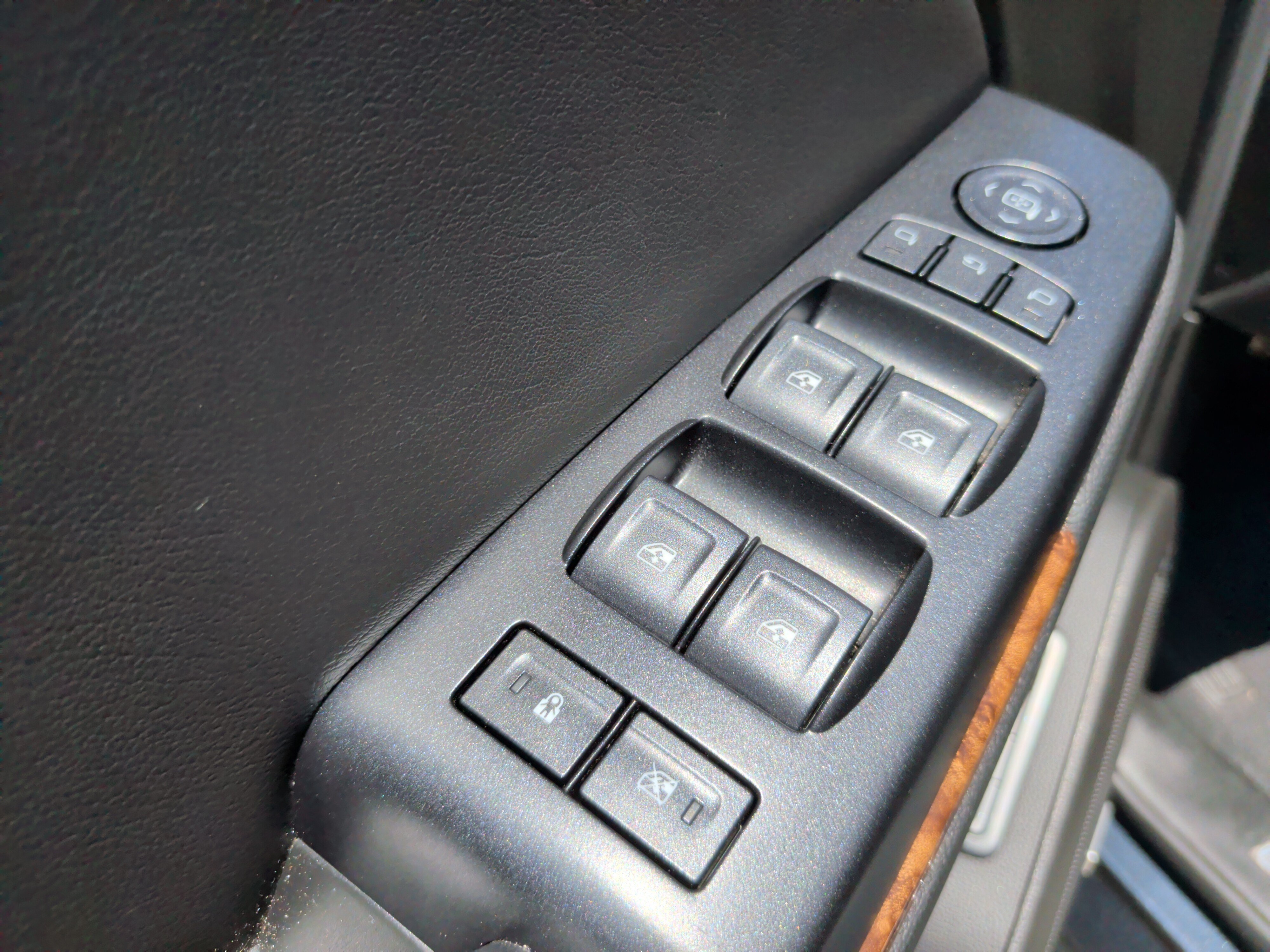 Used 2019 Chevrolet Tahoe Premier RWD image 30