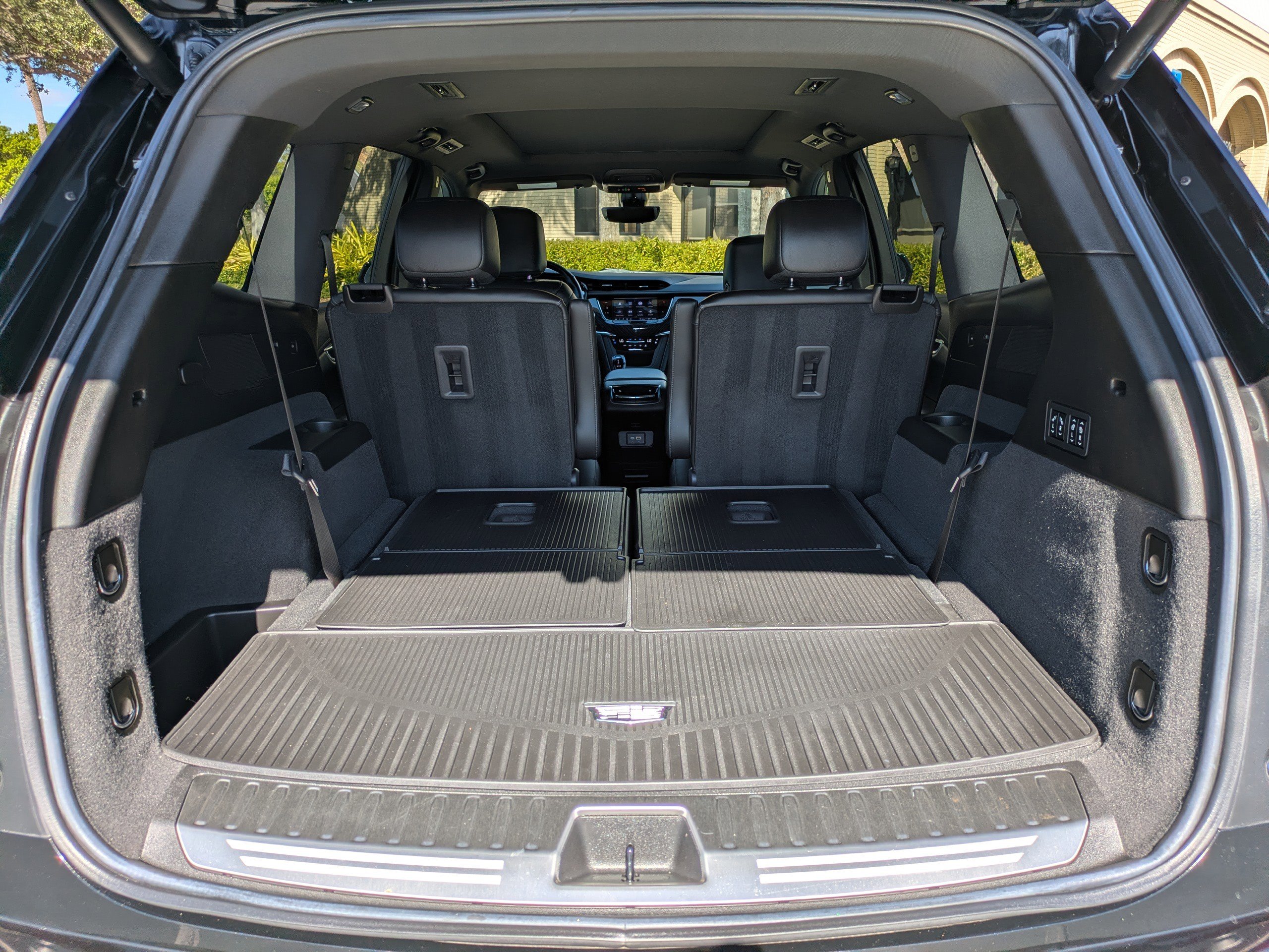 Certified 2023 Cadillac XT6 Premium Luxury w/ Technology Package image 11